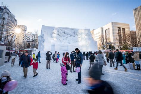 札幌 服装 今日: 雪の中のファッション革命